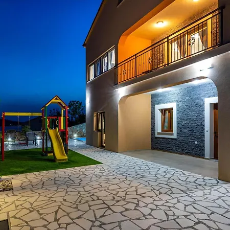 Awesome In Modric Rovanjska