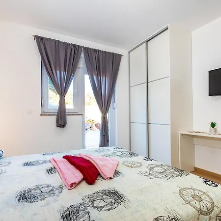 Vakantiehuis Awesome In Modric