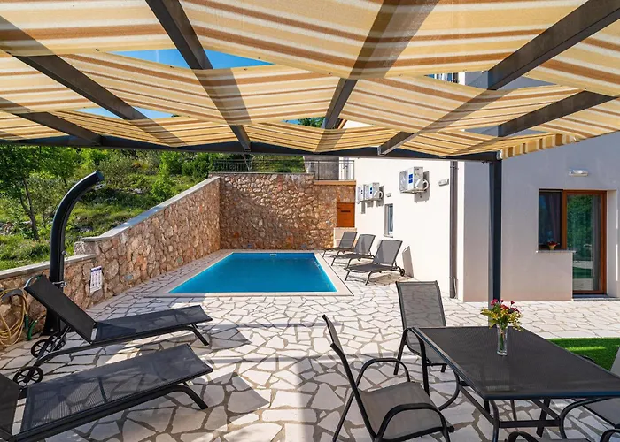 Awesome In Modric Vakantiehuis Rovanjska