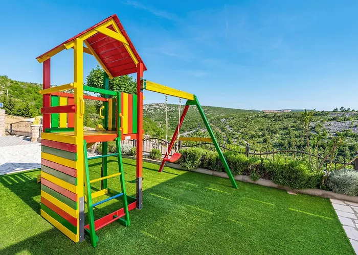 Awesome In Modric Дом отдыха Рованьска