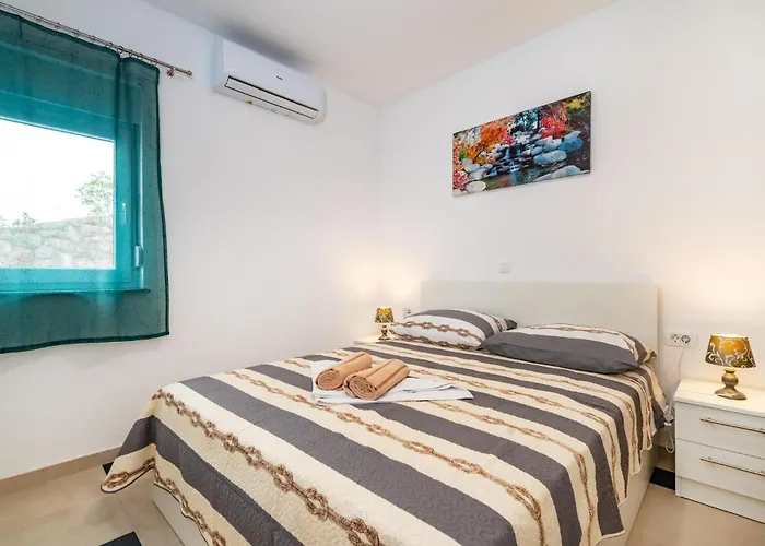 Дом отдыха Awesome In Modric *