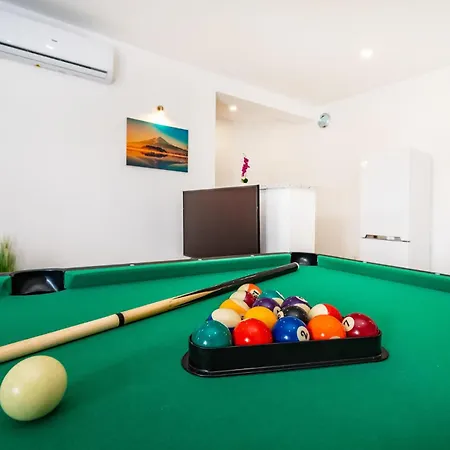 Awesome In Modric 別荘 *