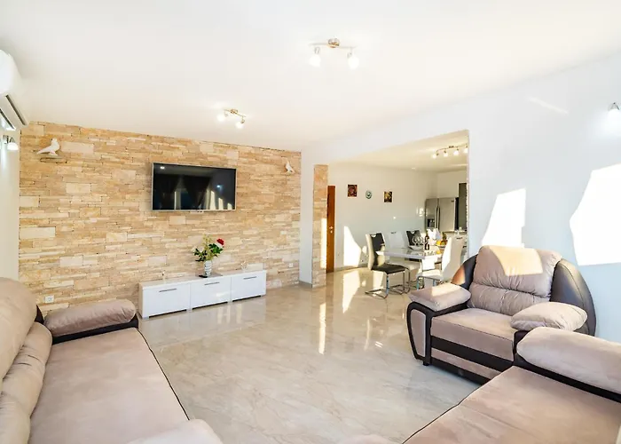 Awesome In Modric Сasa de vacaciones